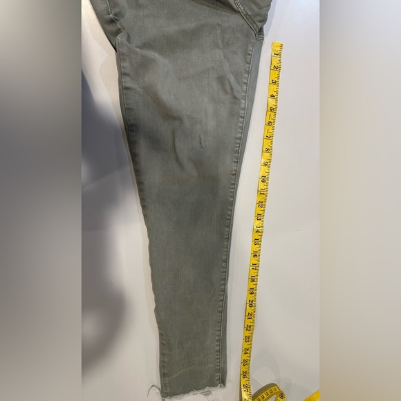 Lane Bryant Women's Green Jeans size 14 - Picture 5 of 5